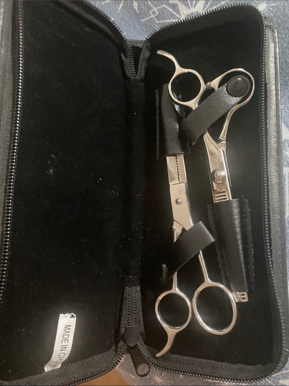 Professional new  KAI Stainless Steel Hairdressing pair thinning Scissors -